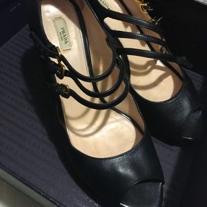 Authentic PRADA pumps